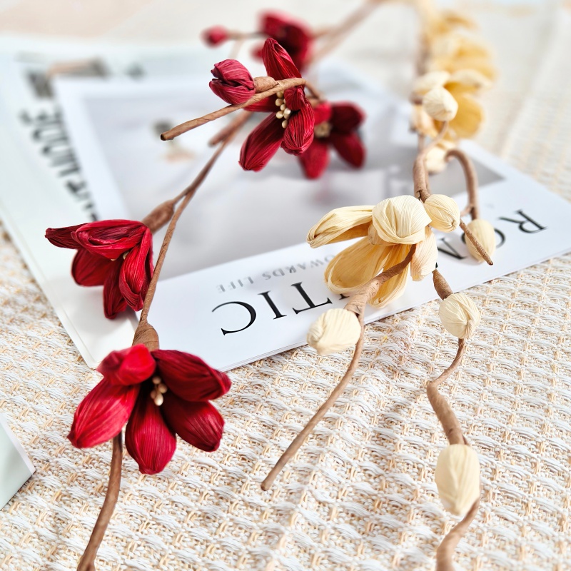 Hand Crafted Corn Husk Flowers
