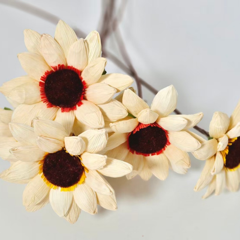 Hand Crafted Corn Husk Flowers  