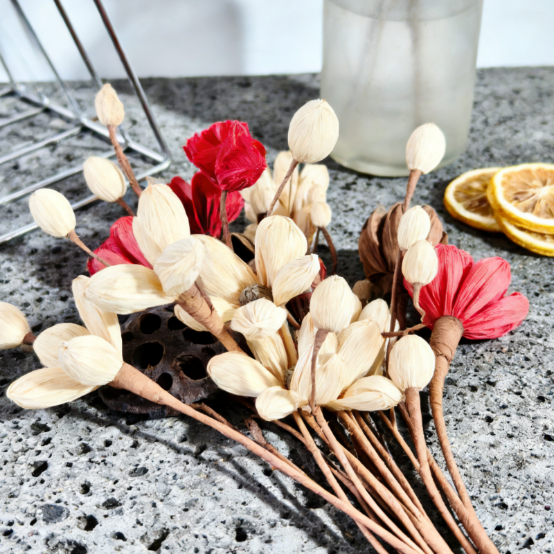 Hand Crafted Corn Husk Flowers 