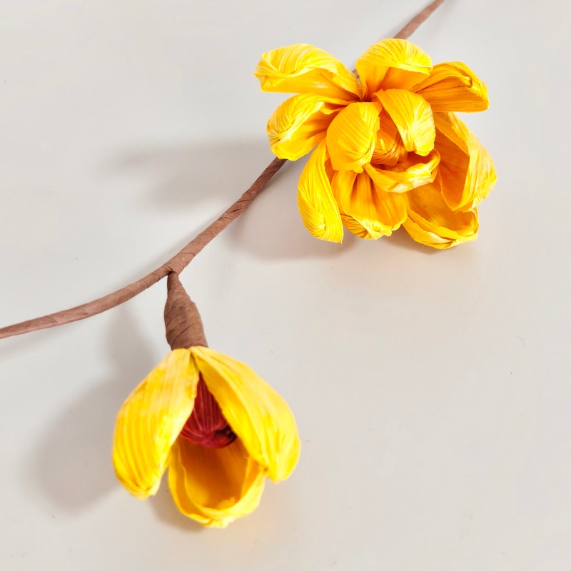 Hand Crafted Corn Husk Flowers 