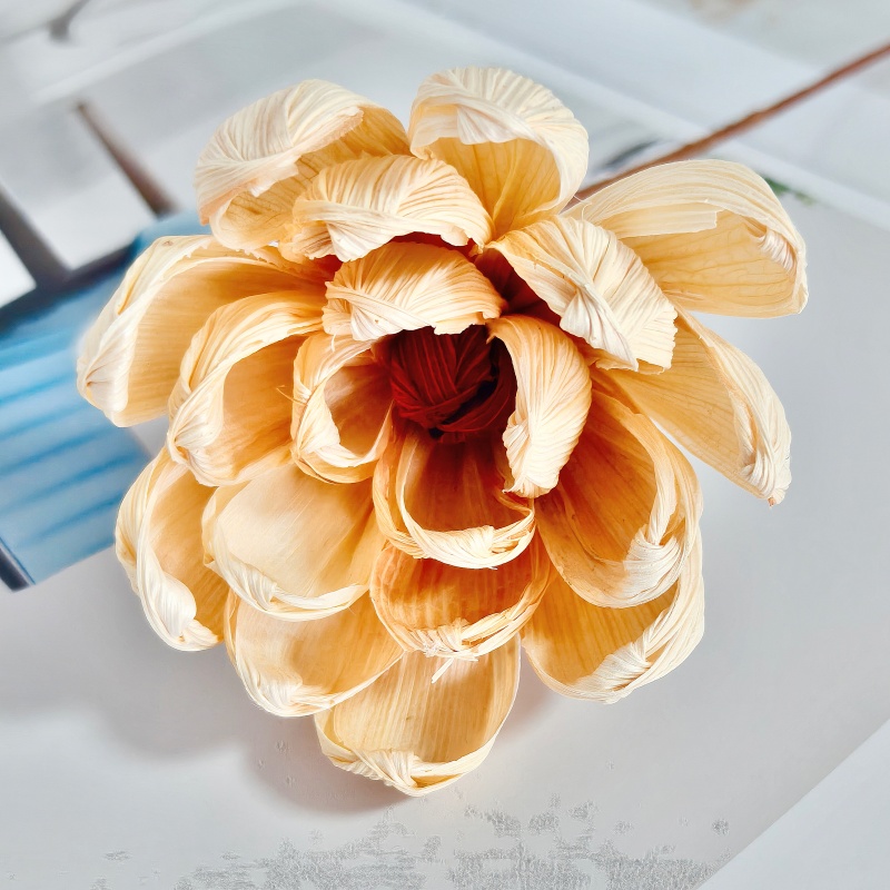 Hand Crafted Corn Husk Flowers 