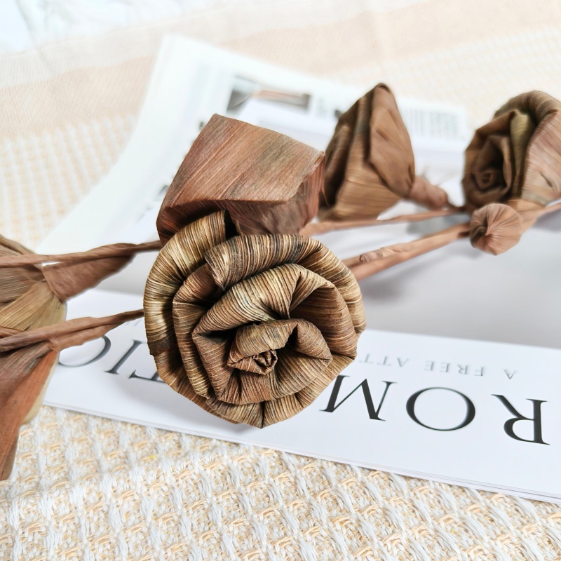 Hand Crafted Corn Husk Flowers 