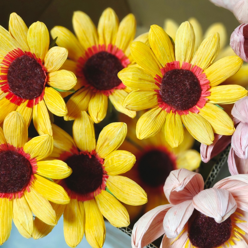 Hand Crafted Corn Husk Flowers 