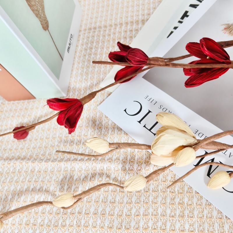 Hand Crafted Corn Husk Flowers