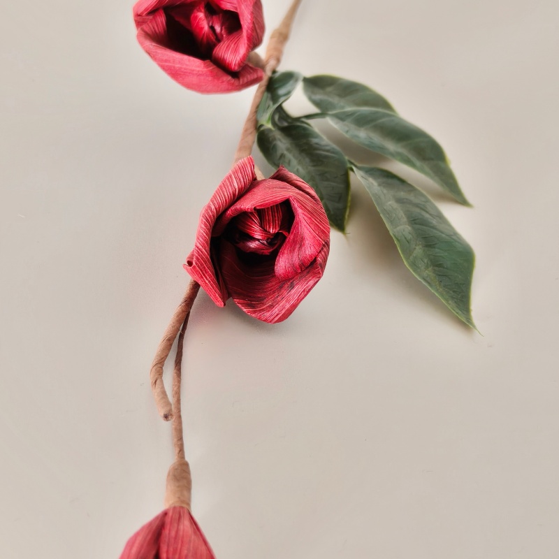 Hand Crafted Corn Husk Flowers 