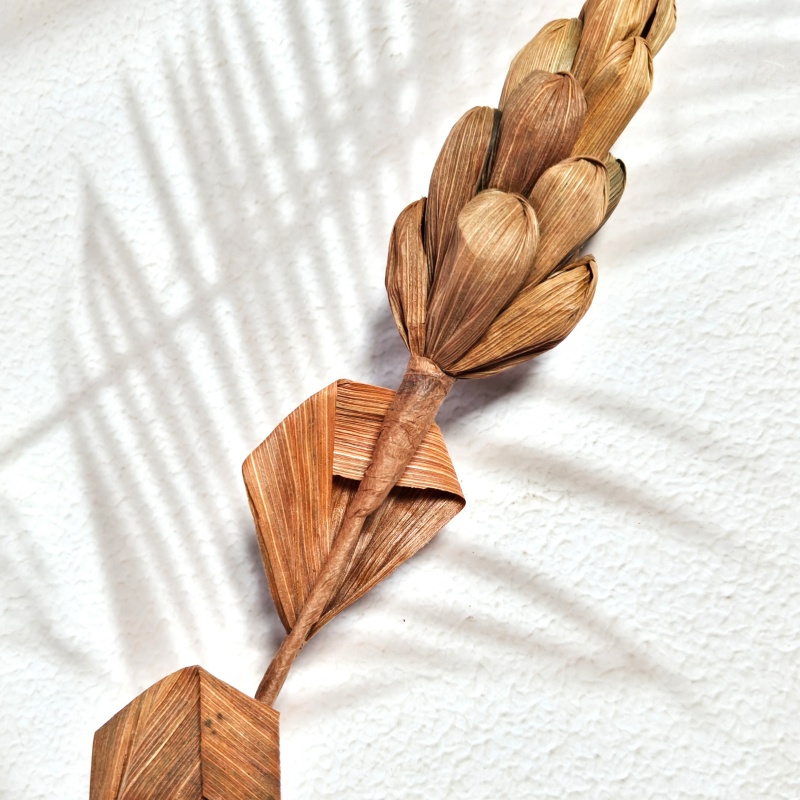 Hand Crafted Corn Husk Flowers 