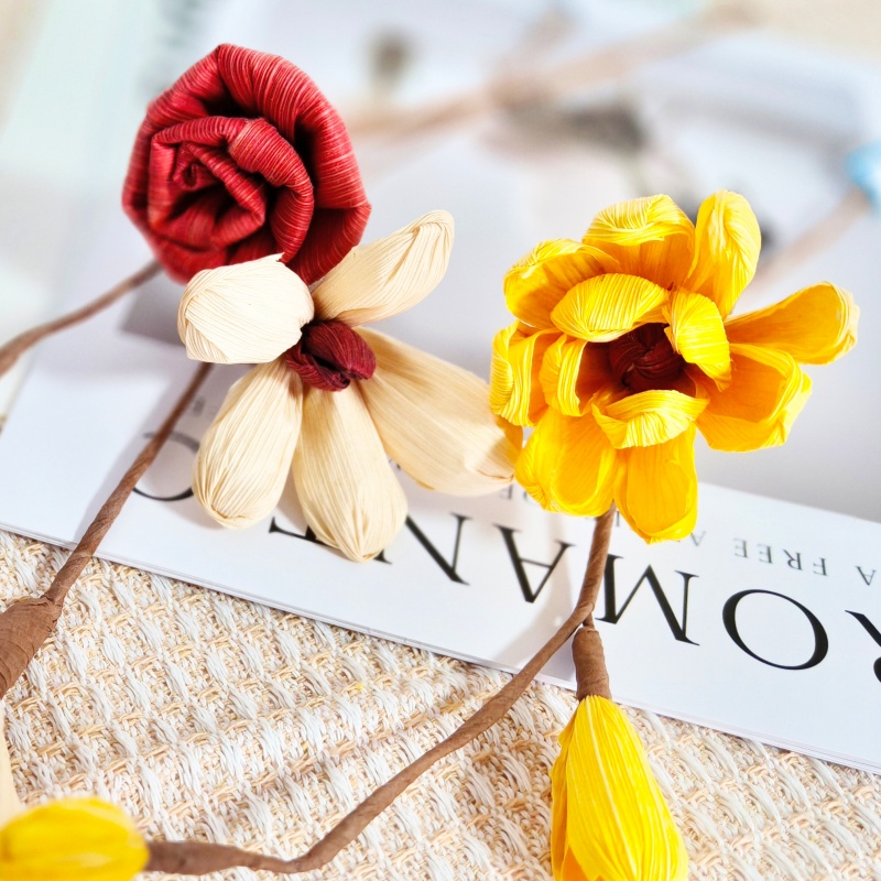 Hand Crafted Corn Husk Flowers 