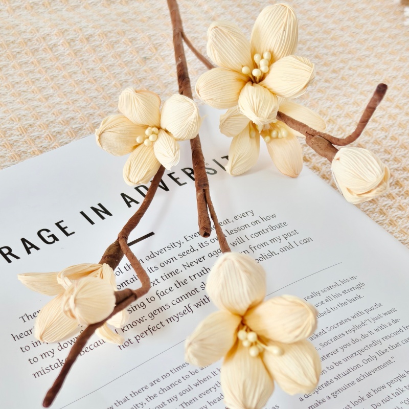 304-Corn_Husk_Flower-Corn Husk Peony Arrangement - Light Yellow